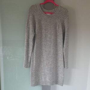 Shrinking Violet Size L Knit Sweater Dress